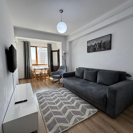 Rivera Apartments - Premium Accomodation Яссы Экстерьер фото