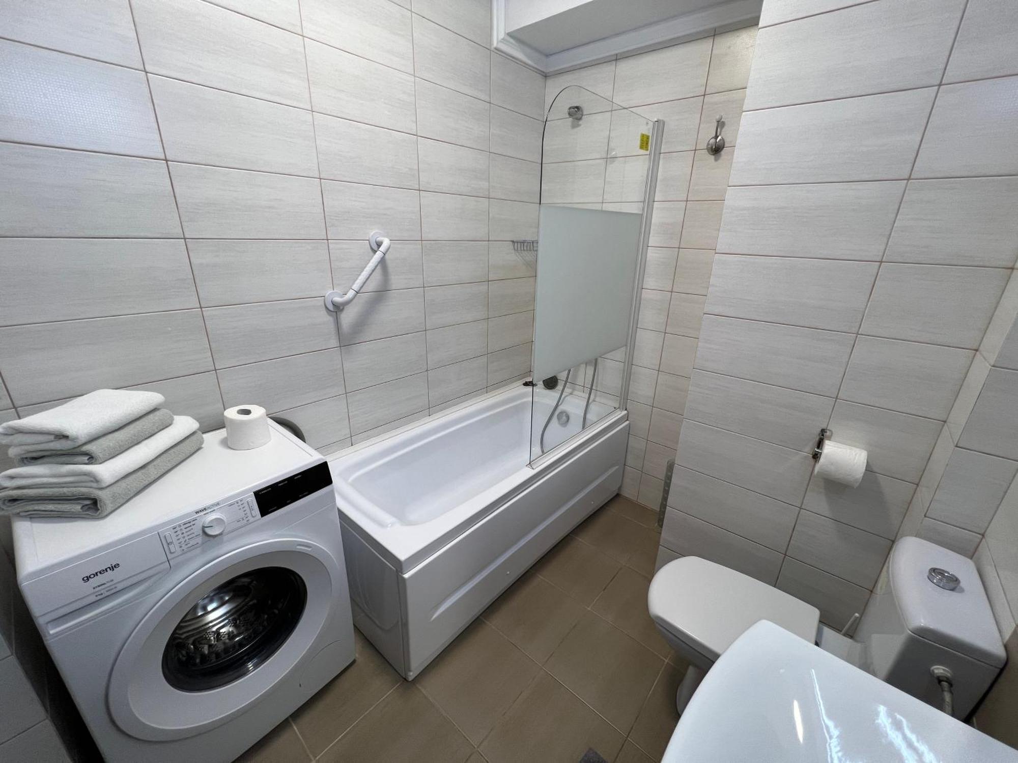 Rivera Apartments - Premium Accomodation Яссы Номер фото
